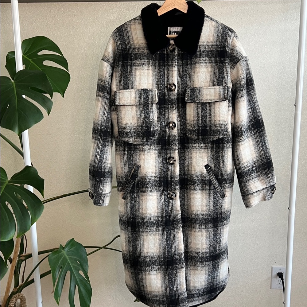Apparis James Plaid Shirt Coat | Faux Fur lining and Collar | size Medium